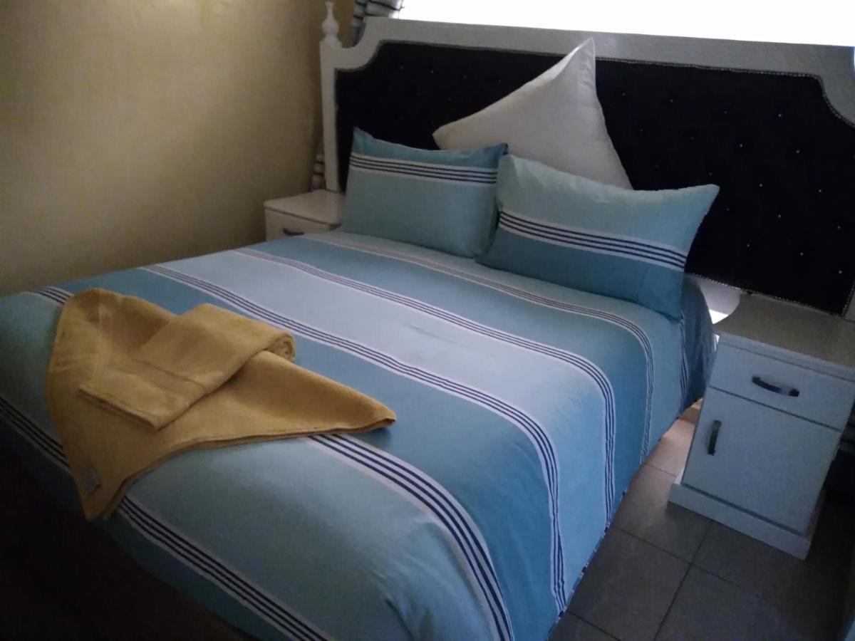 The Crown Inn Guest House Northwood エクステリア 写真